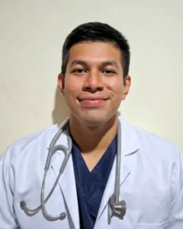 Dr. Adrián López, alumno de ESP Posgrado Médico Brasil (Ecuador)